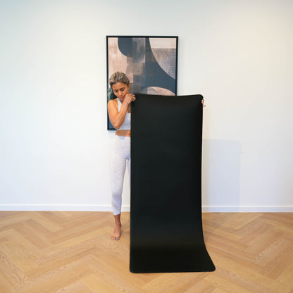 Black High-Grip Vegan Leather Yoga Mat -  Extra Wide 183 x 68cm , 5mm