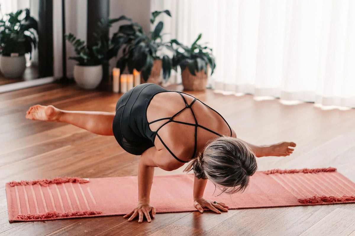 Herbal Mat + Massage Kit – practising on the herbal yoga mat